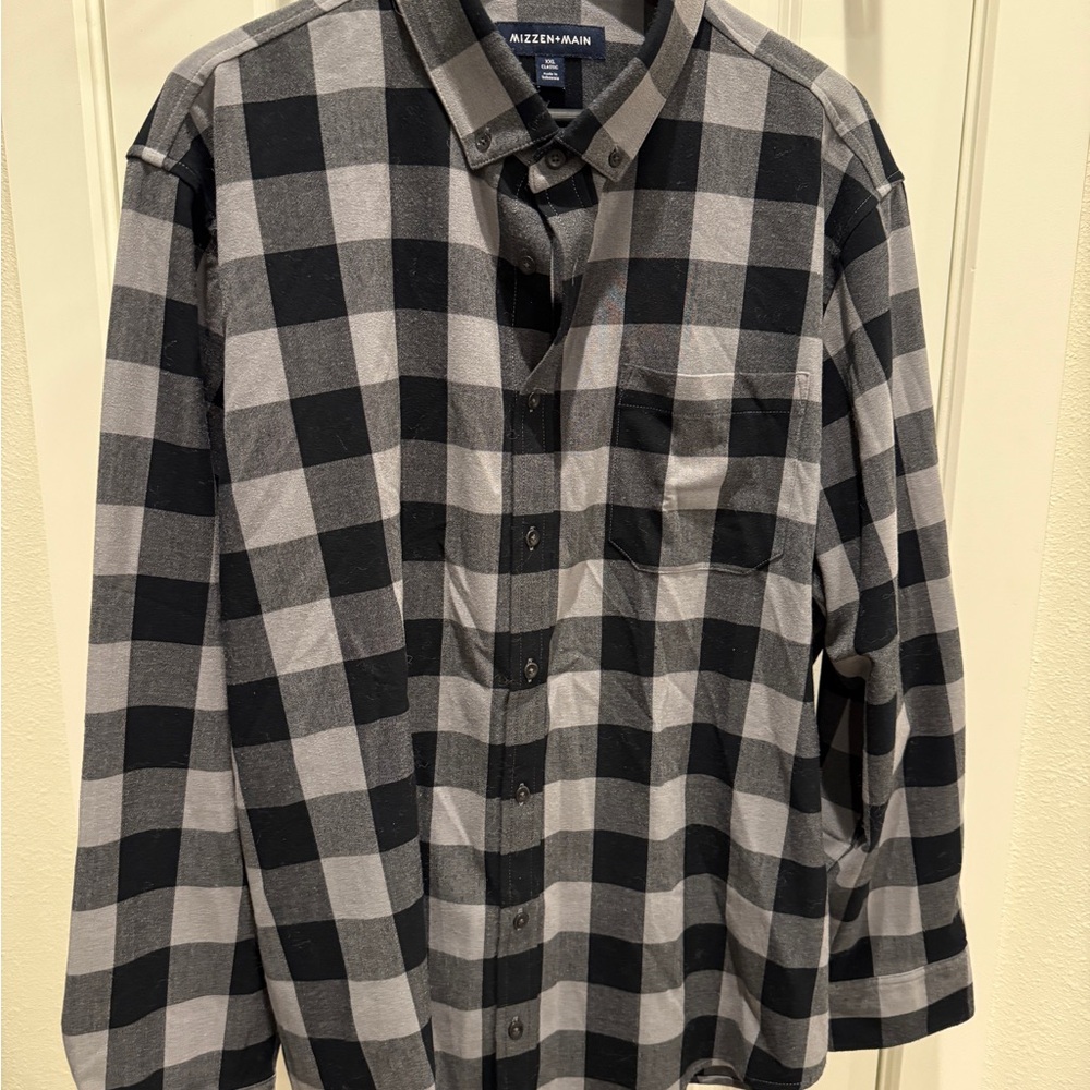 Mizzen+Main Black and Gray Checkered Button Down Flannel XXL Classic